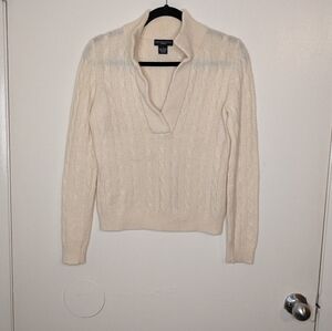 White cashmere sweater size medium